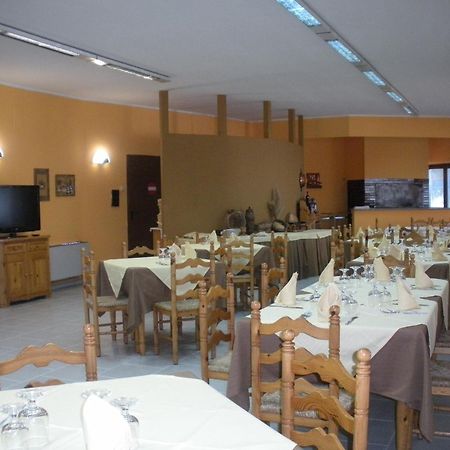 Hotel La Fattoria Camigliatello Silano Bagian luar foto